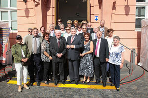 Reisegruppe mit Kurt Beck, Foto H. Piel, Bildergalerie rlp